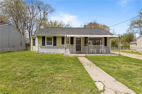 1917 Kensington Dr, Hampton, VA 23663