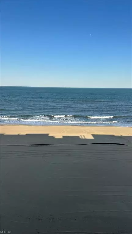 303 Atlantic Ave #903, Virginia Beach, VA 23451