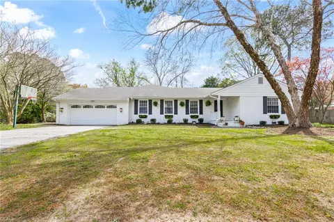 1701 Whiteside Ln, Virginia Beach, VA 23454