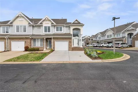 5300 Spy Glass Dr, Norfolk, VA 23518