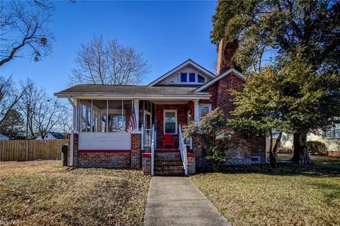 203 Apple Ave, Hampton, VA 23661
