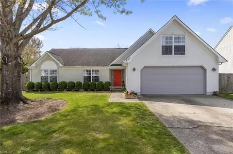 303 Sweet Autumn Arch Arch, Chesapeake, VA 23320