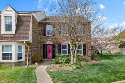 955 Colonial Meadows Way, Virginia Beach, VA 23454