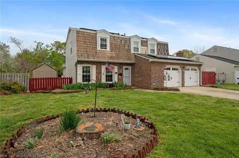 11 Melissa Ct, Hampton, VA 23669