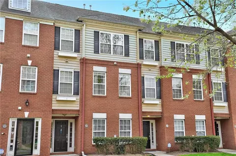 914 Orapax St #F, Norfolk, VA 23507
