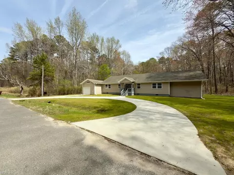 2009 Darden St, Chesapeake, VA 23322