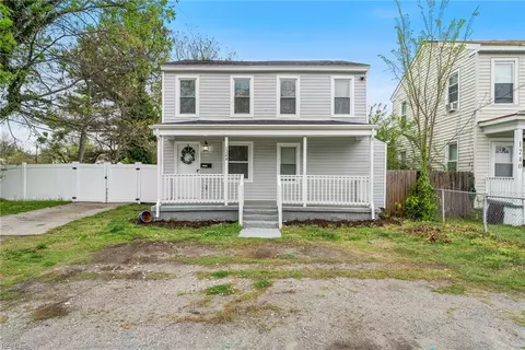 1244 Summit Ave, Portsmouth, VA 23704