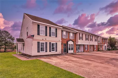 3801 Buchanan Dr, Virginia Beach, VA 23453