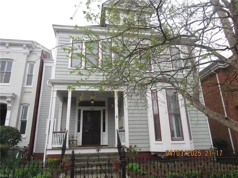 303 W Freemason St #2, Norfolk, VA 23510