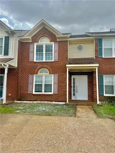 4209 Minnard Ct, Virginia Beach, VA 23462