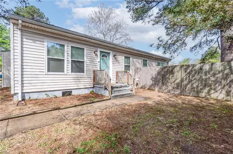 3000 Dedi Ct, Virginia Beach, VA 23453