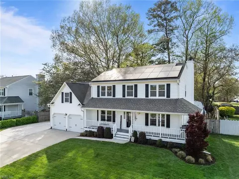 925 Saddleback Trail Rd, Chesapeake, VA 23322