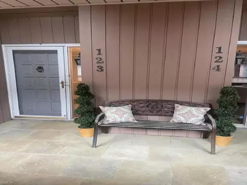700 Oriole Dr #123 A, Virginia Beach, VA 23451
