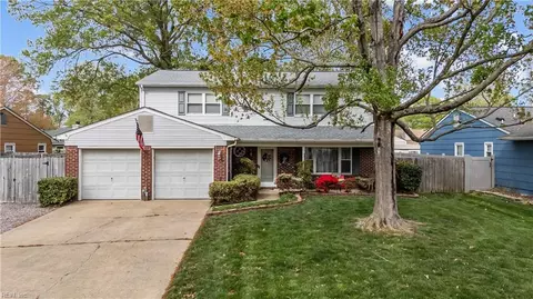 3348 King Richard Ct, Virginia Beach, VA 23452