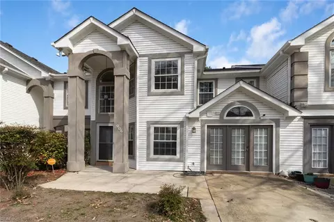 906 Backspin Ct, Newport News, VA 23602