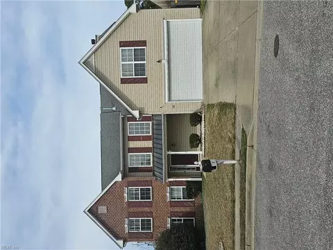 12 Welcome Way, Hampton, VA 23667