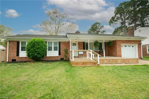 345 E Chickasaw Rd, Virginia Beach, VA 23462