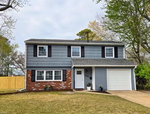 3044 Coach House Ln, Virginia Beach, VA 23452