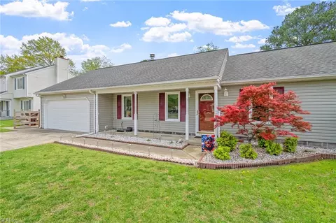 409 Shorebird Ln, Chesapeake, VA 23323