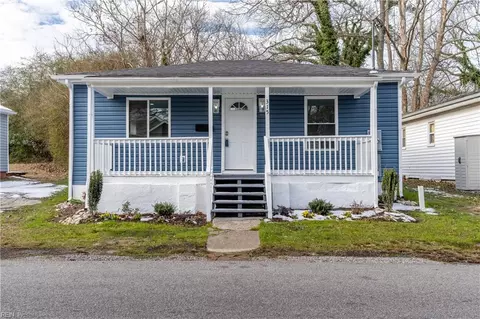 315 N 5th St, Suffolk, VA 23434