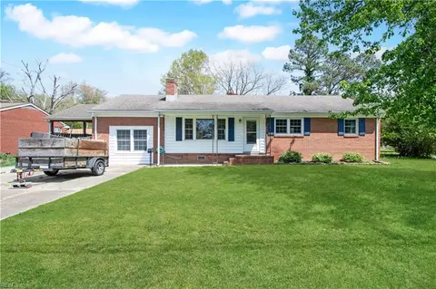 104 Lucas Creek Rd, Newport News, VA 23602