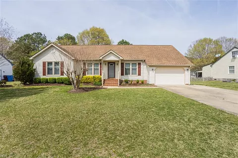 808 Pleasant Way, Chesapeake, VA 23322