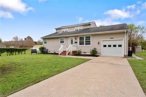 2801 Bending Oak Dr, Hampton, VA 23666