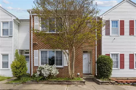 740 Glenshire Dr, Virginia Beach, VA 23462
