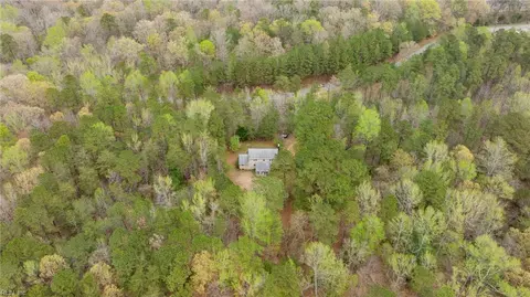 292 Jolly Pond Rd, Williamsburg, VA 23188