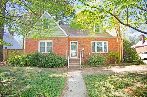 157 W Bayview Blvd, Norfolk, VA 23503
