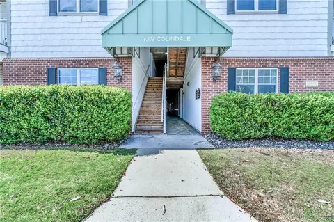 4308 Colindale Rd #103, Chesapeake, VA 23321