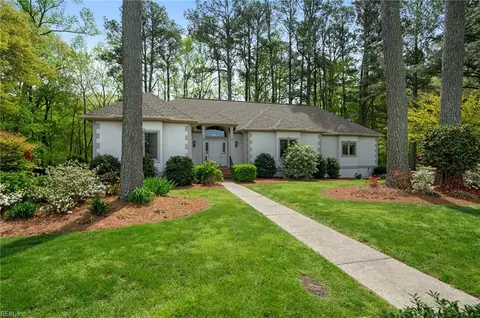 115 Pitchkettle Point Cir, Suffolk, VA 23434