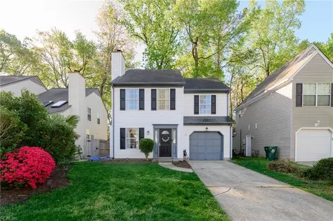 266 Summerlake Ln, Newport News, VA 23602