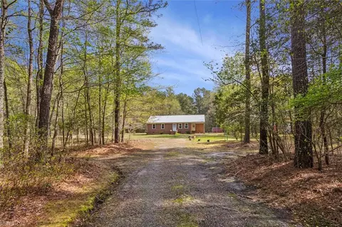 6824 Brentwood Rd, Suffolk, VA 23437
