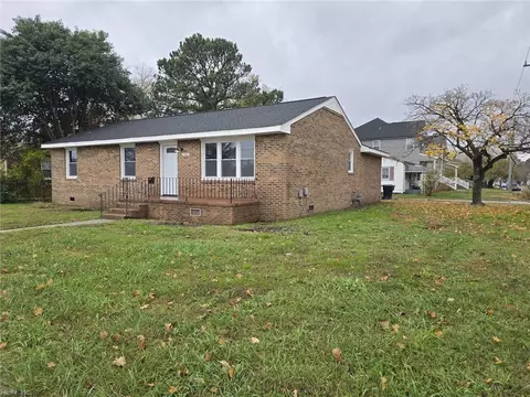 2500 Effingham St, Portsmouth, VA 23704