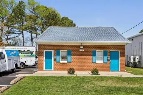 110 Production Dr, Yorktown, VA 23693