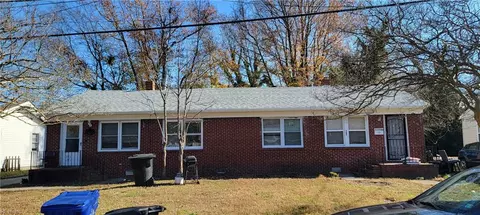 385 Carver Cir #2, Portsmouth, VA 23701