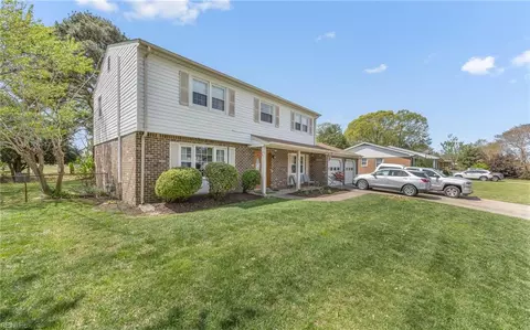 5133 Locke Ln, Virginia Beach, VA 23464