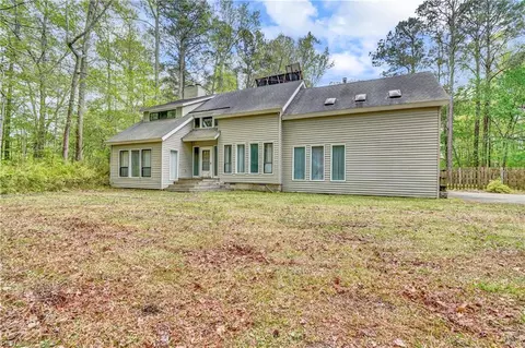 581 Margaret Dr, Chesapeake, VA 23322