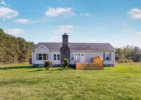 23592 Indian Town Rd, Courtland, VA 23837