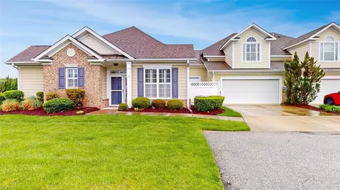 914 Vineyard Pl #D, Suffolk, VA 23435
