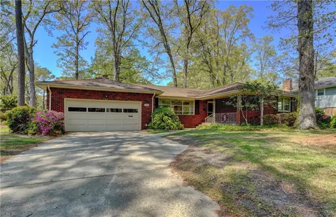433 Chesopeian Trl, Virginia Beach, VA 23452