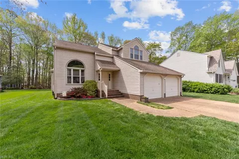 119 Liberty Dr, Yorktown, VA 23693