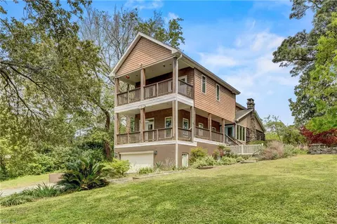 2910 Pretty Lake Ave, Norfolk, VA 23518