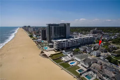 105 42nd St, Virginia Beach, VA 23451