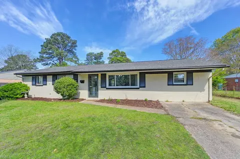 3400 Melinda Pl, Virginia Beach, VA 23452