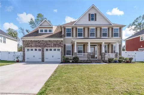 562 Wood Nymph Ln, Chesapeake, VA 23323