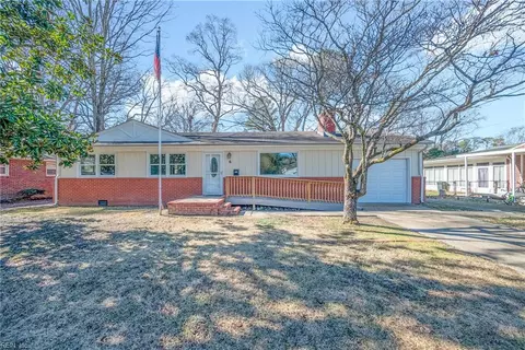 6 Mammoth Oak Rd, Newport News, VA 23606