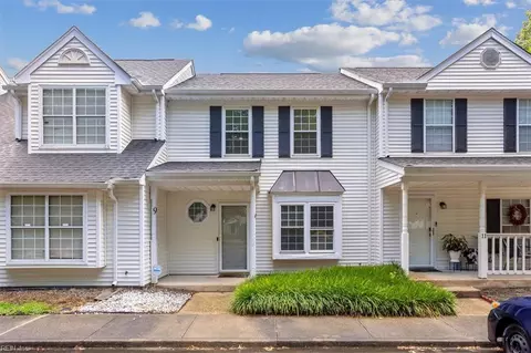 9 Emeraude Plage Pl, Hampton, VA 23666