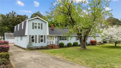 5173 Langston Rd, Virginia Beach, VA 23464
